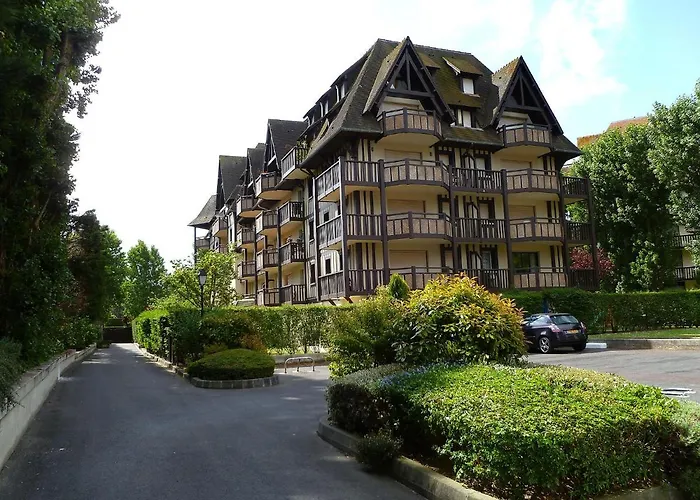 Le Fairway-6 By Interhome Apartment Deauville